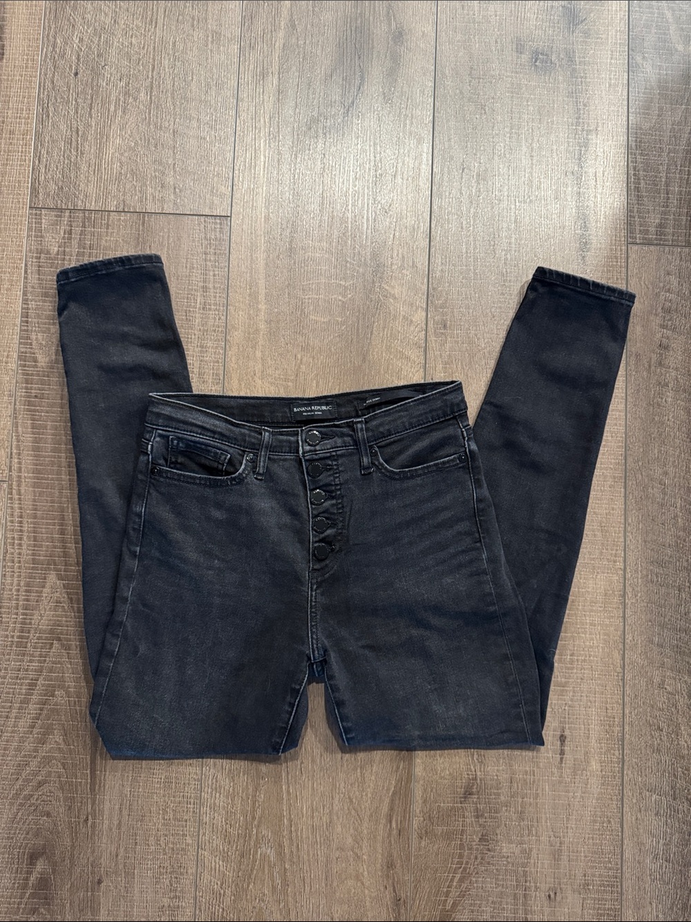 Banana Republic High-Rise Black Skinny Jeans (size 2)
